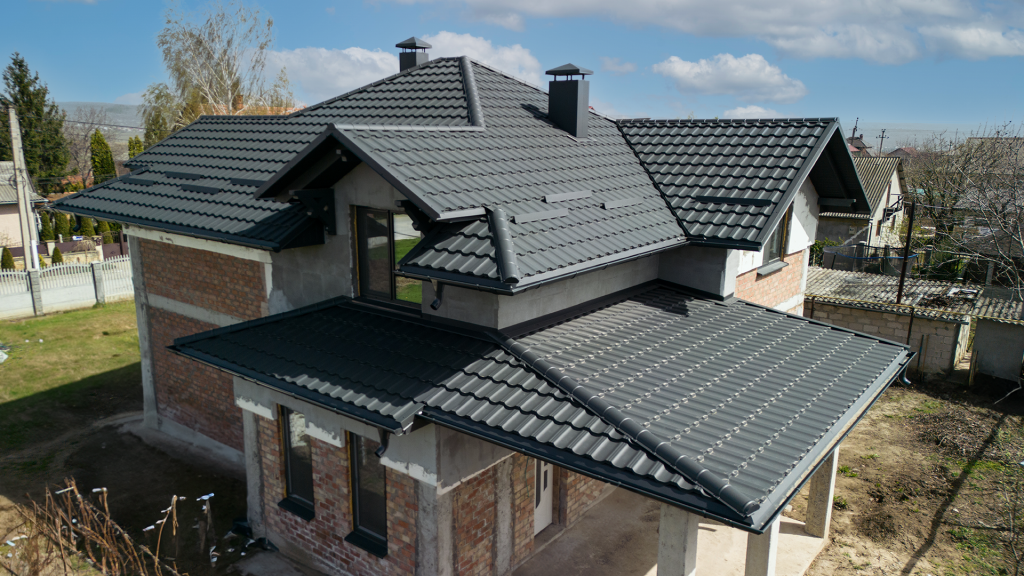 Частный дом с крышей от Roofart